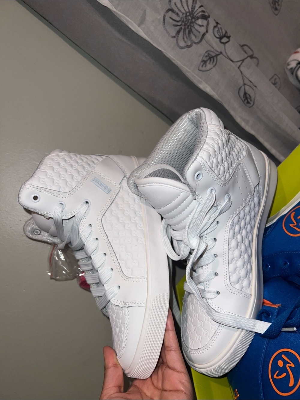 Zumba Fitness White High-Top Sneakers with Lime Insole